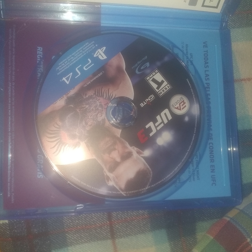 UFC 3 PS4 - Picture 2 of 2